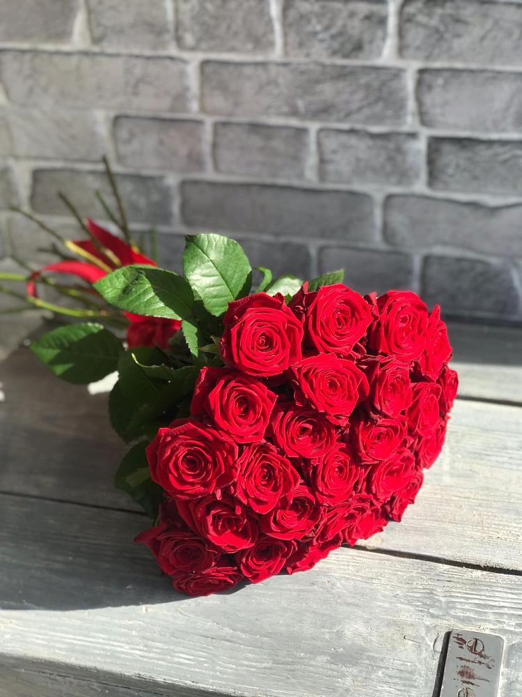 Букет Красные розы Фридом в Бороздиновской