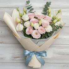 Букет цветов из:  Лизиантусы в Бороздиновской