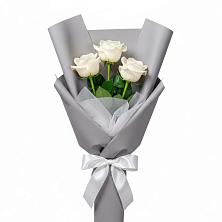 Букет 3 белые розы в Бороздиновской