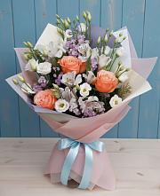 Букет цветов из:  Лизиантусы, Розы, Альстромерии и Гипсофила #REPLACE_PRED# Бороздиновской