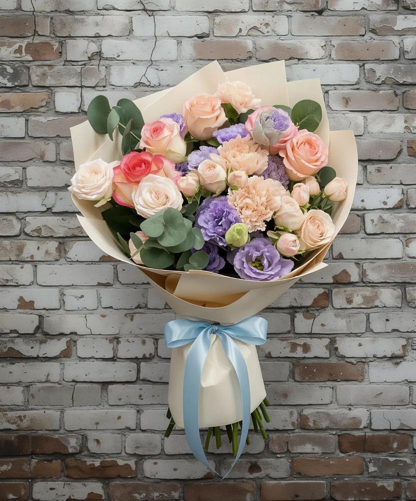 Букет цветов из: Розы, Лизиантусы и Гвоздики в Бороздиновской